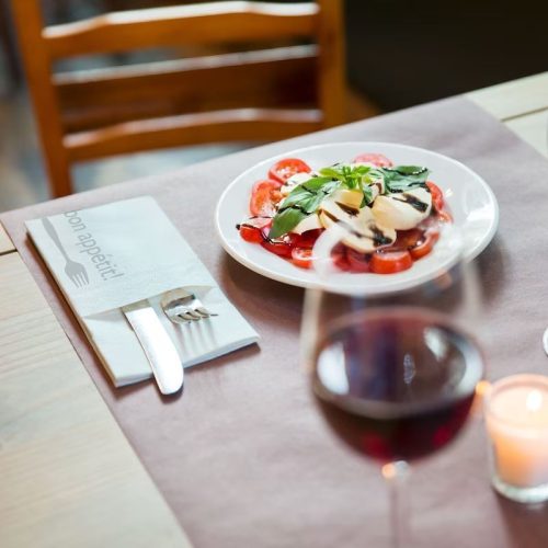 Papírszalvéta 3 rétegű 40x39 cm 1/8 hajtású 200 lap/csomag "Bon appetit" 