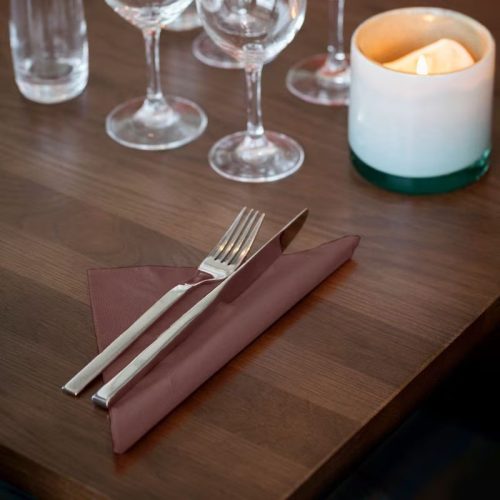 Tork barna éttermi szalvéta 33x33 cm 1/4 hajtás 200 lapos kiszerelés vendéglátóknak